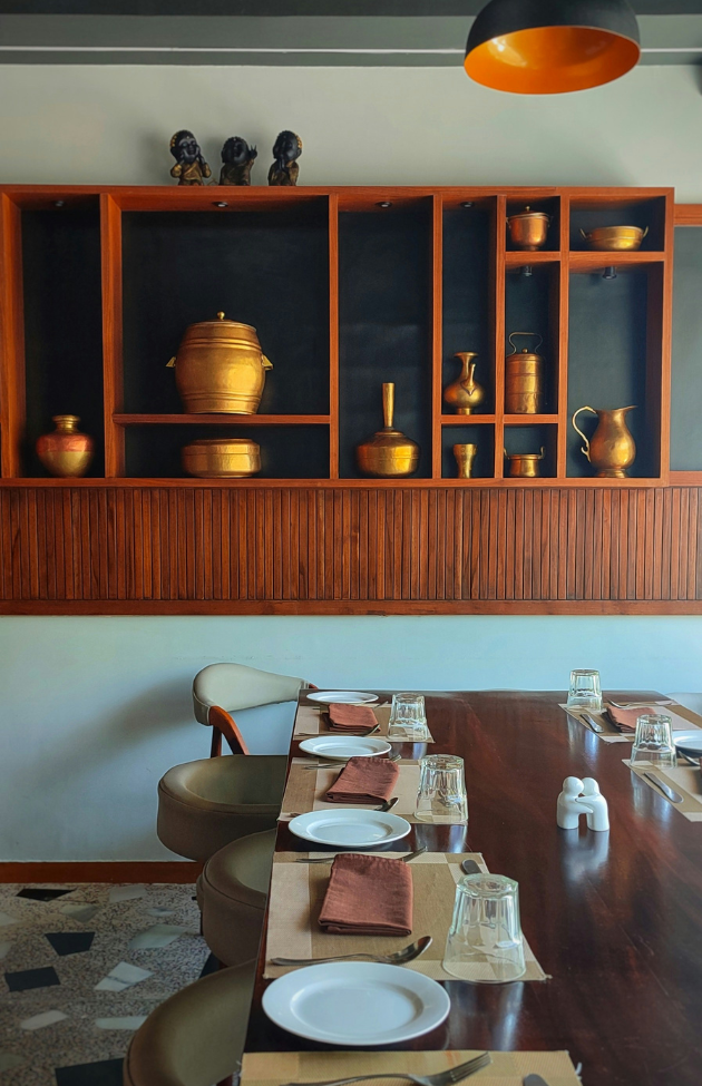 Indian luxury hotels blending artisanal brass details with Michelin-Key worthy dining experiences